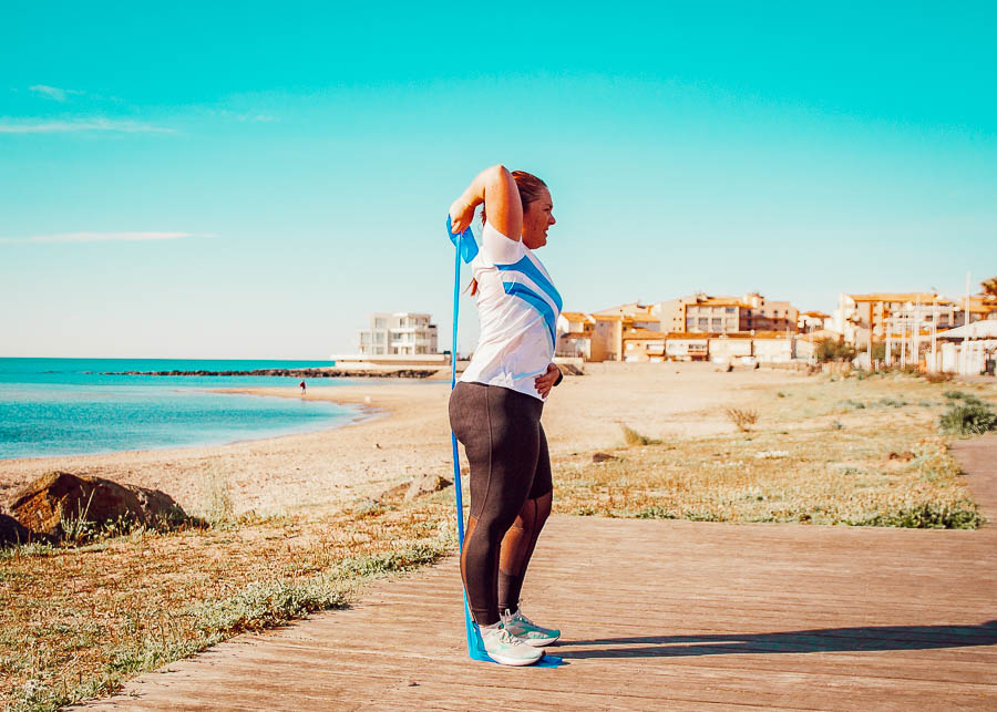 Jongler entre les séances de musculation et les sorties de course à pied peut parfois s'avérer compliqué. Bien souvent, on a tendance à faire sauter le renforcement musculaire en pensant que c'est moins important que le cardio. Quelle erreur ! Découvre comment construire un programme d'entraînement équilibré et adapté à tes objectifs.