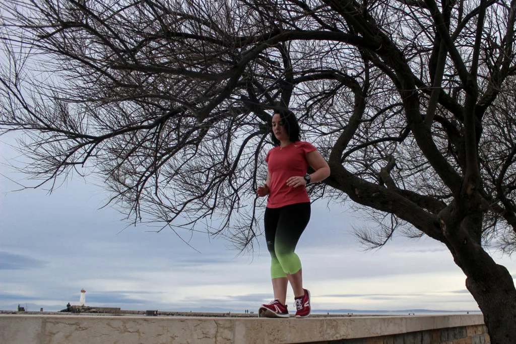 une photo pour promouvoir la marche comme un vrai sport