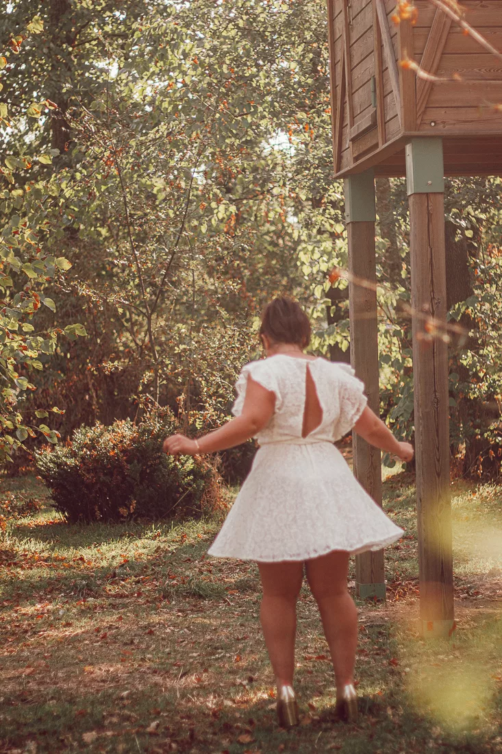 On parle tout le temps de sa zone de confort et de l'importance d'en sortir pour progresser. Mais qu'est-ce qu'une zone de confort ? Pourquoi en sortir ? Et surtout comment ? Tu auras la réponse à toutes tes questions ici !