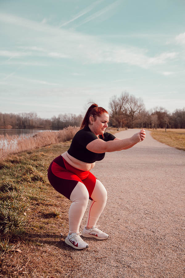Les fêtes de fin d'année sont souvent synonyme de coupure hivernale... Il est maintenant temps de reprendre la course à pied et les entraînements après les fêtes. Découvre 3 entraînements concoctés par un coach pour une reprise efficace.