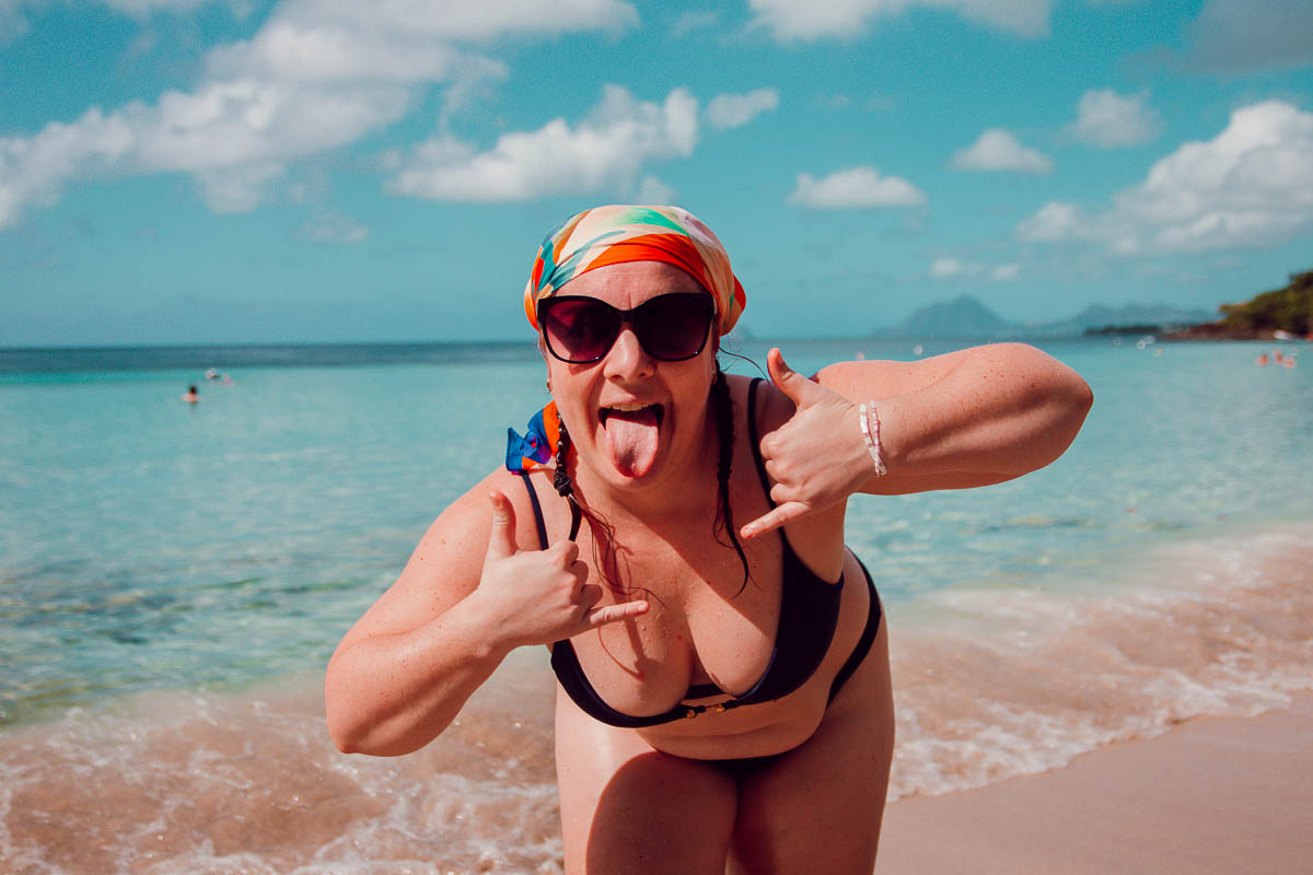 La Martinique est une destination que je te recommande à 2 000 %, que ce soit pour un séjour en famille, entre amis ou solo. Voici mes recommandations et bons plans pour deux semaines de vacances inoubliables ! 