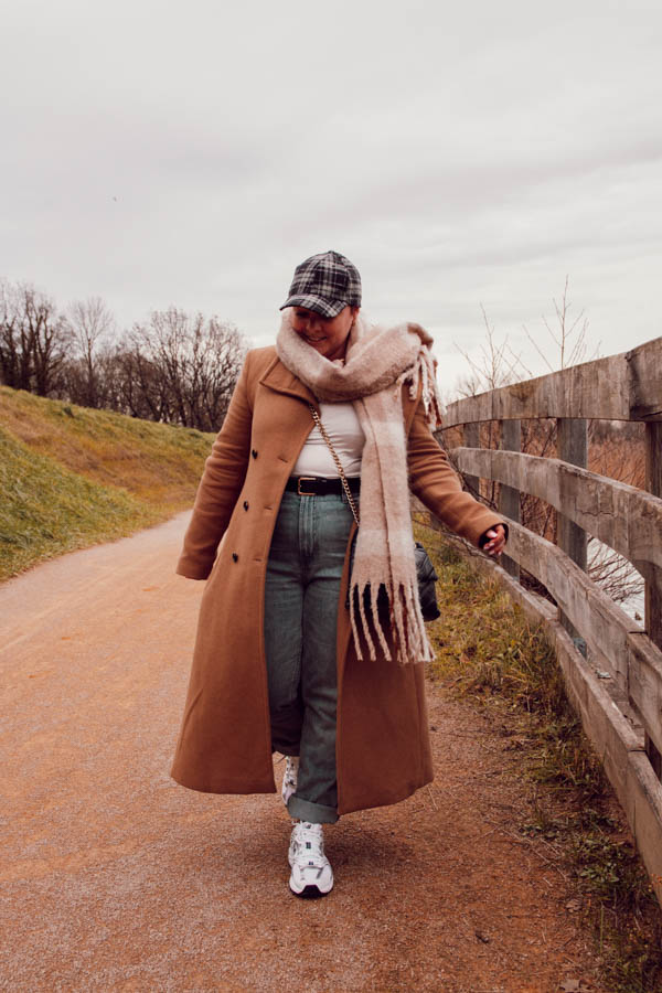 La planification est la boussole qui te guide vers tes objectifs, en transformant tes rêves en étapes concrètes et réalisables. Elle te permet de structurer tes actions, de rester concentrée sur tes priorités et d’anticiper les imprévus. Avec un plan clair, tu avances avec sérénité et évites de te laisser submerger par l’urgence ou le doute.