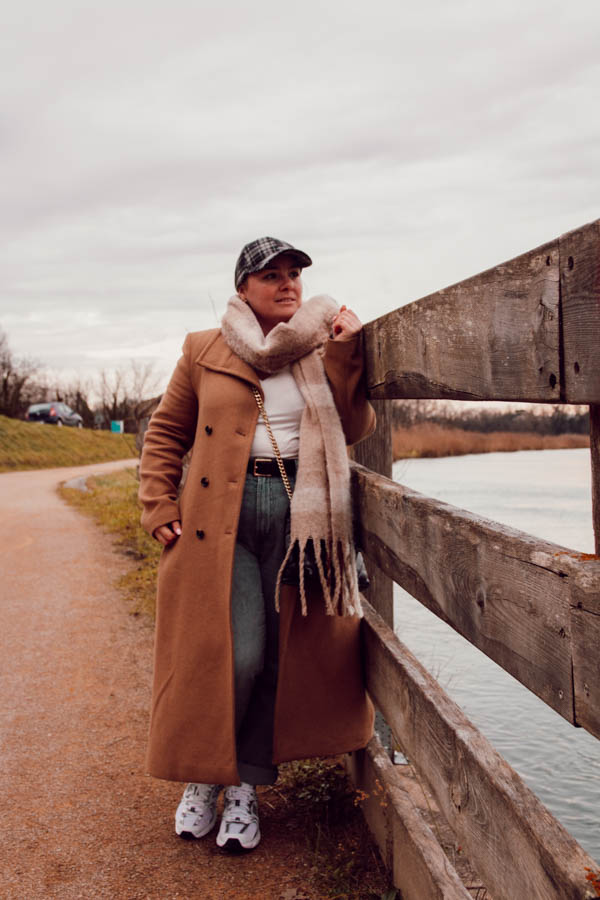 La planification est la boussole qui te guide vers tes objectifs, en transformant tes rêves en étapes concrètes et réalisables. Elle te permet de structurer tes actions, de rester concentrée sur tes priorités et d’anticiper les imprévus. Avec un plan clair, tu avances avec sérénité et évites de te laisser submerger par l’urgence ou le doute.