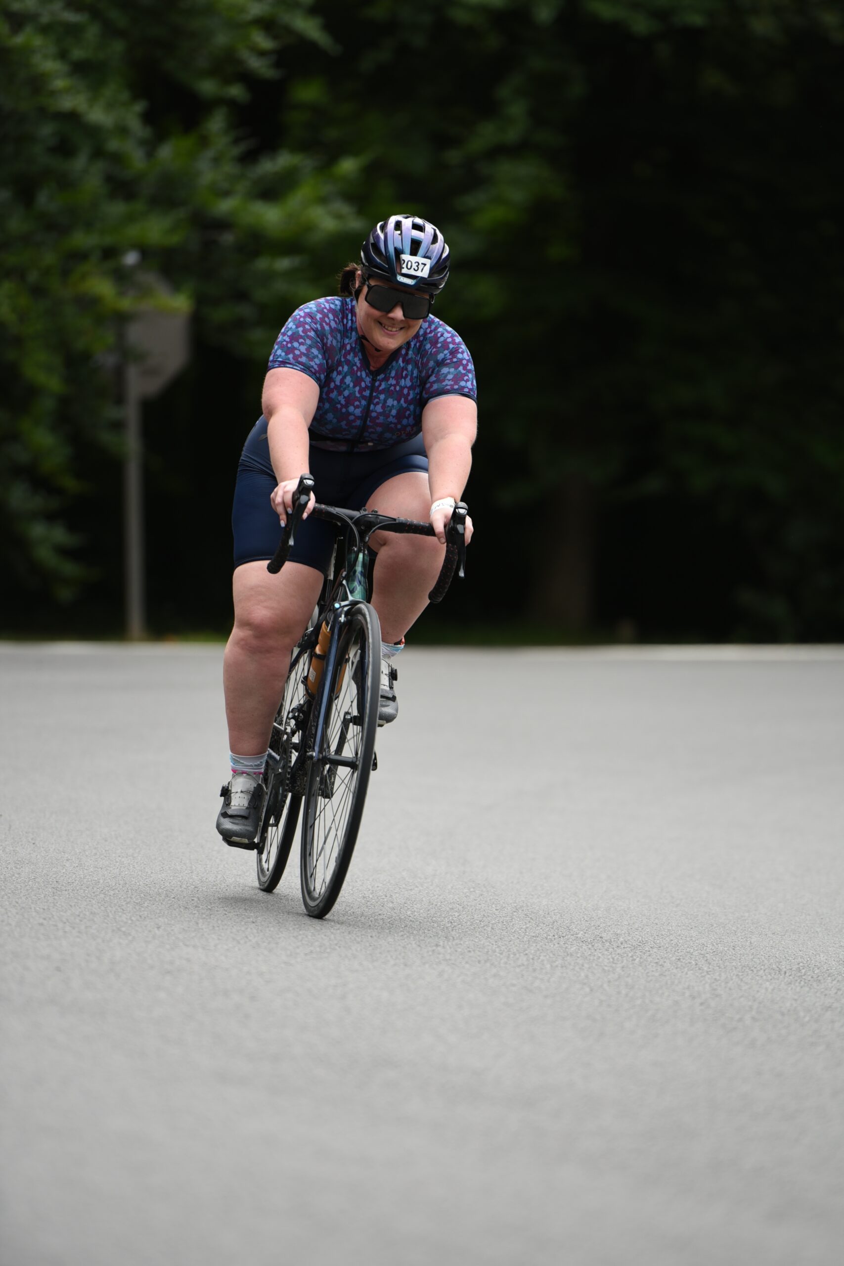Début Juin 2025, j’ai lancé ma saison de triathlon avec le format S du Château de Chantilly : 750 m de nage dans les canaux, 20 km (et un peu plus) de vélo dans les villages autour et 5km de course à pied dans les allées du parc… Une épreuve difficile, mais qui fait du bien !