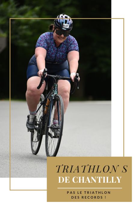 Début Juin 2025, j’ai lancé ma saison de triathlon avec le format S du Château de Chantilly : 750 m de nage dans les canaux, 20 km (et un peu plus) de vélo dans les villages autour et 5km de course à pied dans les allées du parc… Une épreuve difficile, mais qui fait du bien !