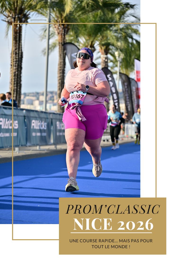Je suis arrivée sur la Prom’Classic avec l’envie de faire de mon mieux, pas de jouer les chronos élites. Après 54 minutes d’attente dans le sas et quelques kilomètres à me demander pourquoi j’étais là, j’ai compris que cette course ne se vivait pas de la même façon quand on court “derrière”. Ce 10 km sur la Promenade des Anglais m’a laissé bien plus de questions que de réponses — et surtout l’impression d’avoir assisté à une fête dont je n’étais pas vraiment l’invitée.