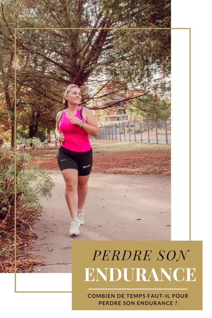 La perte d’endurance après un arrêt du sport est progressive : quelques jours sans entraînement ne suffisent pas à effacer les adaptations cardiovasculaires et musculaires acquises au fil des mois. Après environ deux semaines d’arrêt complet, certaines modifications peuvent commencer à devenir mesurables, notamment au niveau de la VO₂max, tandis qu’un désentraînement plus long entraîne généralement une diminution plus importante de la condition physique. La vitesse à laquelle nous pouvons perdre notre cardio dépend toutefois de nombreux facteurs, comme notre niveau initial, notre historique sportif, la durée de la pause et le maintien éventuel d’autres activités d’endurance.