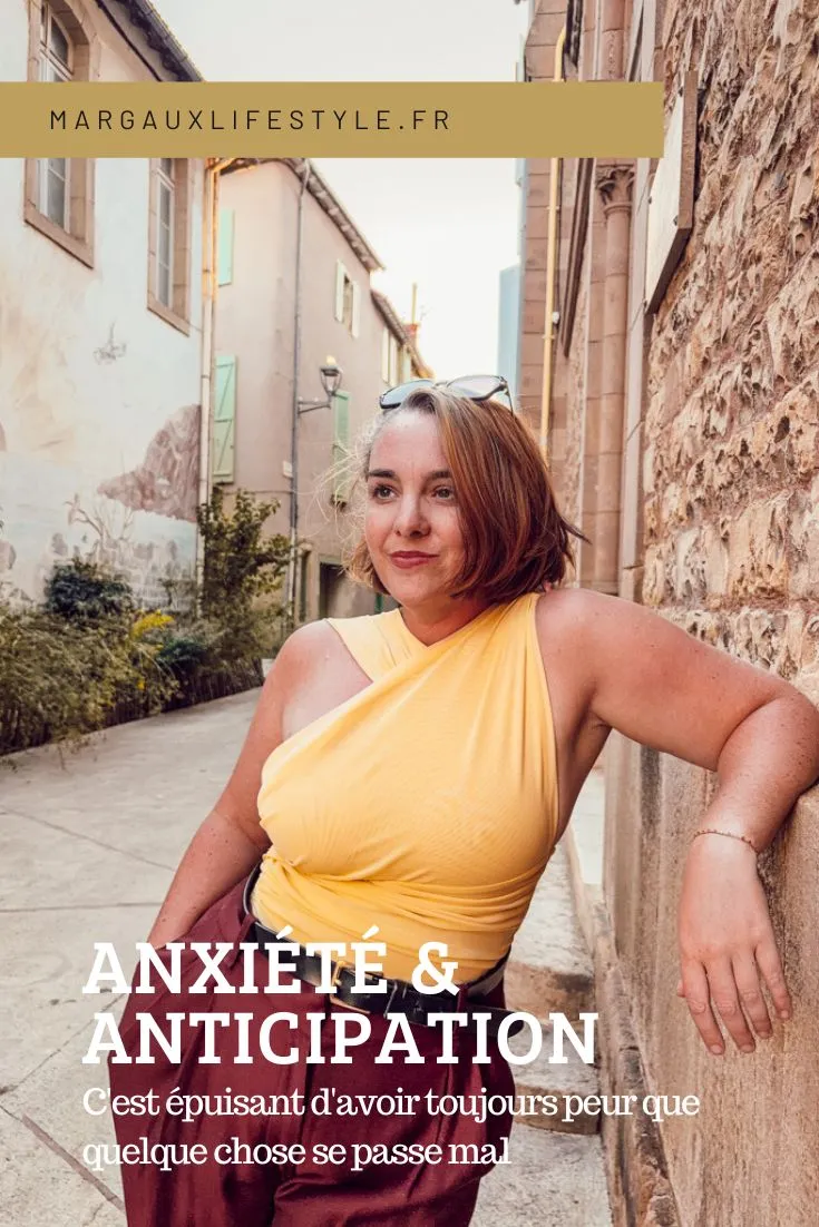Vivre avec l'anxiété, c'est parfois passer énormément de temps à anticiper tout ce qui pourrait mal se passer dans l'espoir d'être prête à y faire face. Entre les scénarios catastrophes, les conversations que l'on rejoue dans sa tête et ce besoin de prévoir un plan B pour chaque situation, cette recherche permanente de contrôle peut devenir particulièrement épuisante. Et si l'enjeu n'était pas de réussir à tout prévoir, mais d'apprendre progressivement à se faire confiance lorsque l'imprévu finit réellement par arriver ?